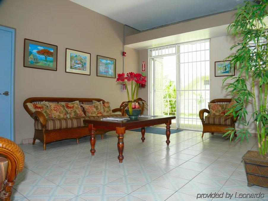 Borinquen Beach Inn Сан-Хуан Интерьер фото
